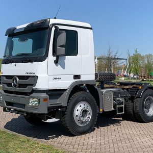 Mercedes 3848-S 6×4 Tractor head - Image 1